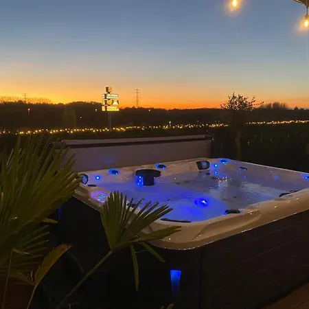 Wellness Dome Penthouse Apartment *