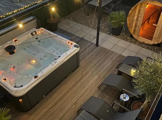 Wellness Dome Penthouse شقة *