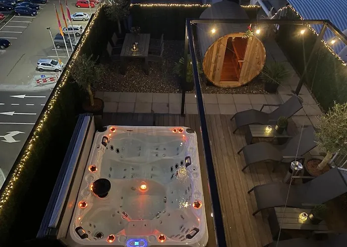 Wellness Dome Penthouse * كيركراد